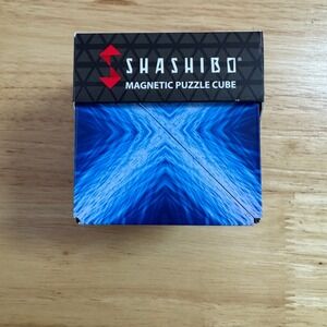 Shashibo Magnetic Puzzle Cube Blue Planet 70 Shapes Brain Teaser Toy